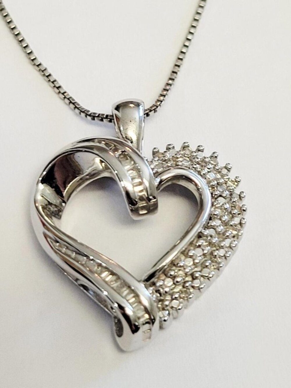 Sterling Silver Diamond Heart Pendant Necklace 18"